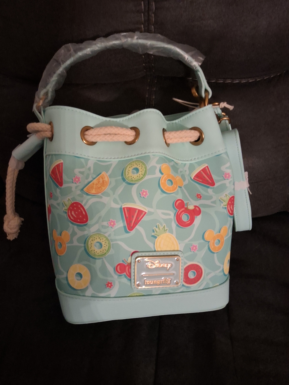 HARDTAG Loungefly Mickey & Minnie Fruit Pool Floats Allover Bucket Crossbody Bag - Picture 2 of 6
